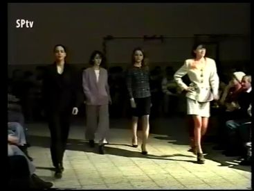 Divatbemutató Ekecsen